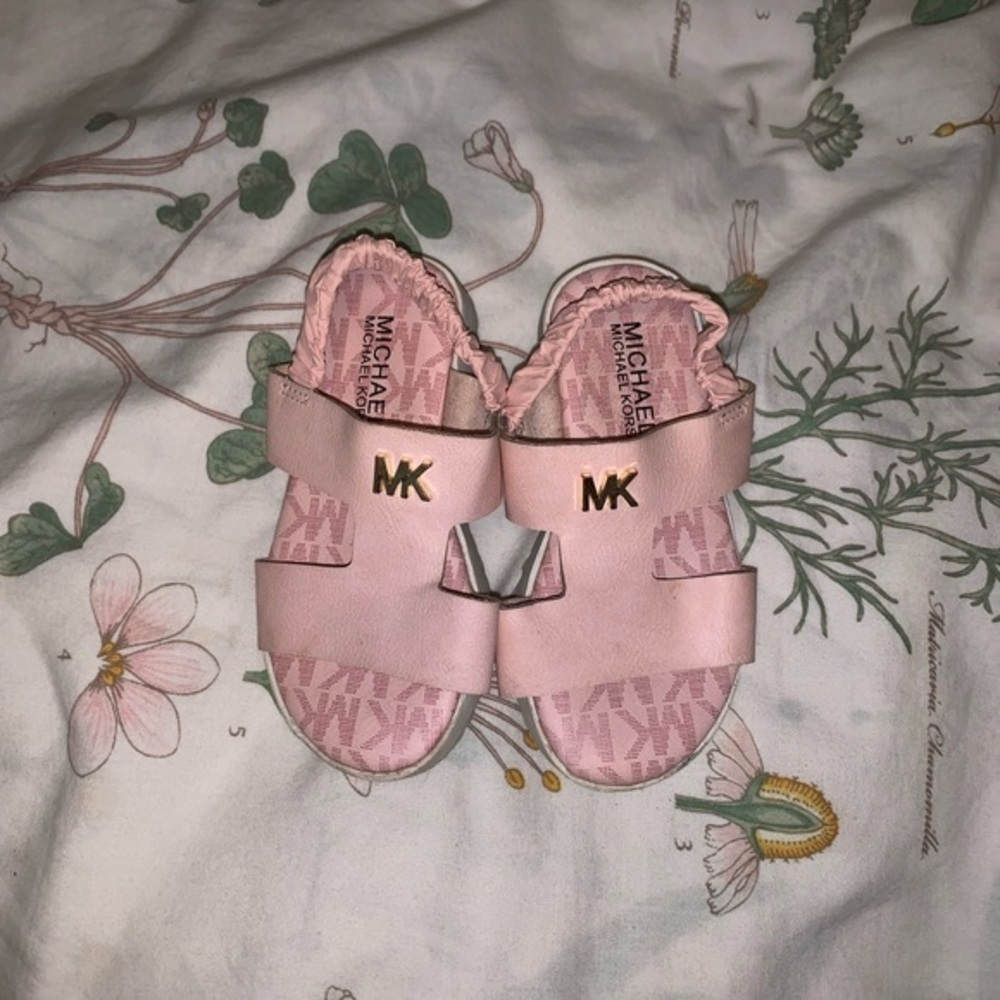 Michael Kors girl sandals